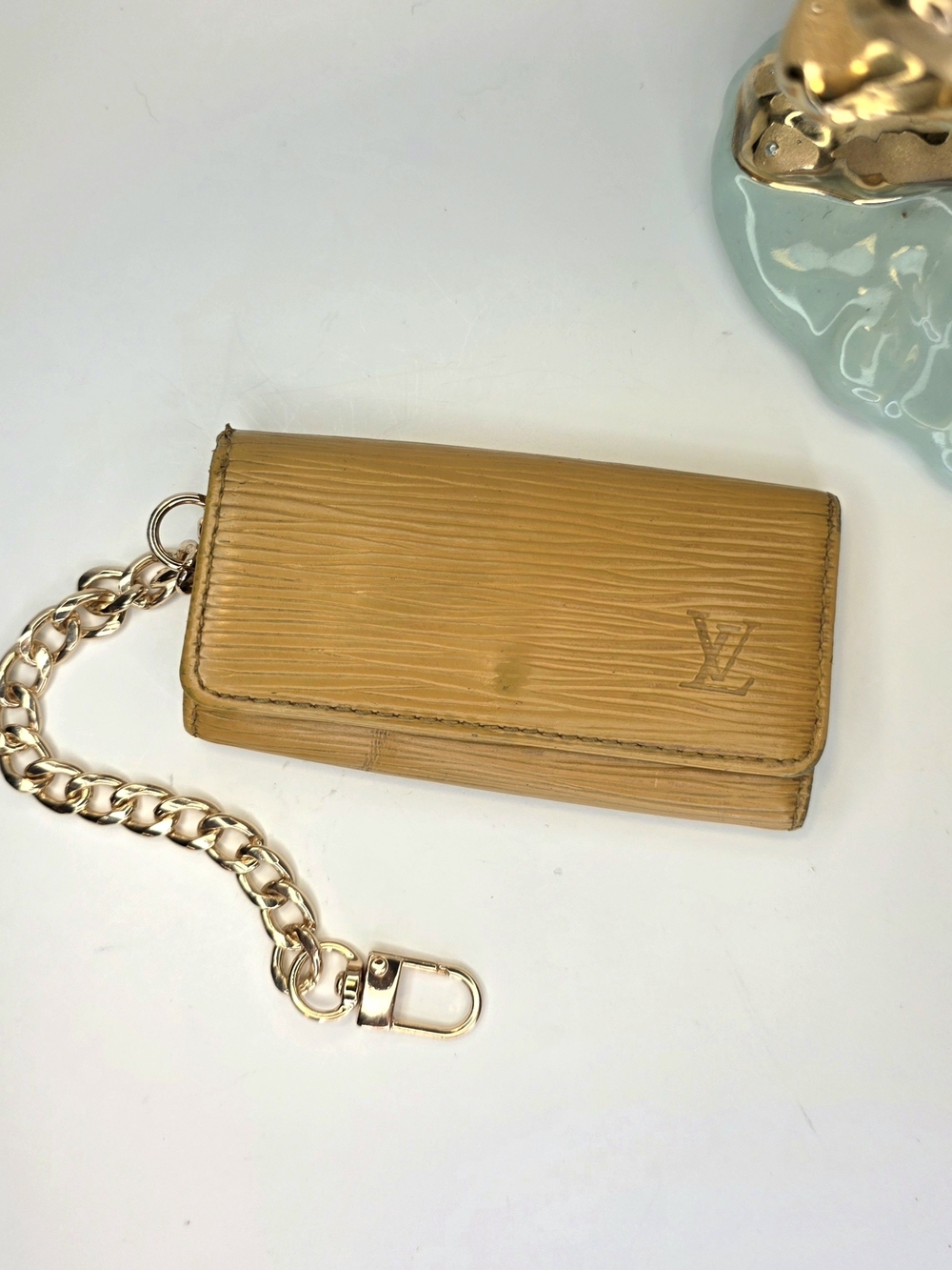 Louis Vuitton Yellow Epi Key Case With Chain ✨️